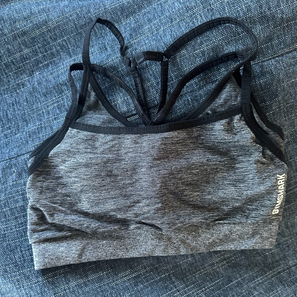 Gymshark Charcoal Performance bra